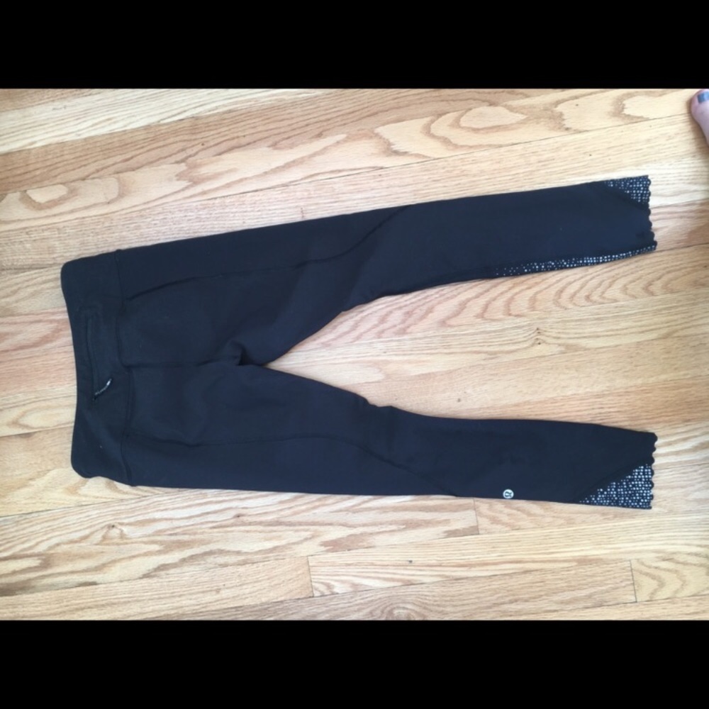 Lululemon Tight stuff tight size 6